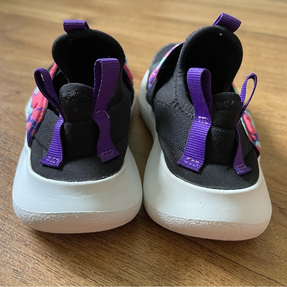 UNDER ARMOUR RUNPLAY CAMO SLIP ON KIDS SHOES - Picture 2 of 7